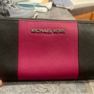 Michael Kors wallet